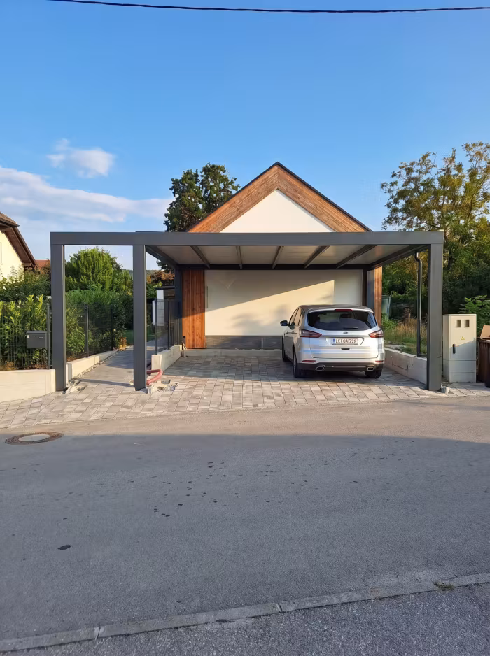 07 - Box nadstrešek za avto – Jeklo, Maribor